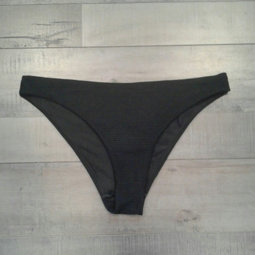 Swimsuit bottoms